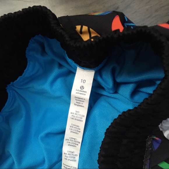 Rare 🔥 Lululemon 2015 Seawheeze participant tracker short, Sz 10 - Picture 5 of 5